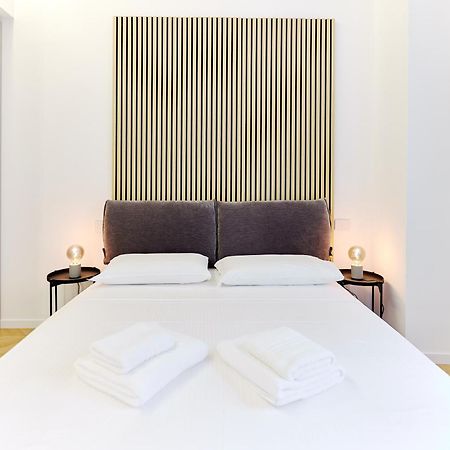 Duomo Imperial Suits - Modern And Comfortable Милан Экстерьер фото
